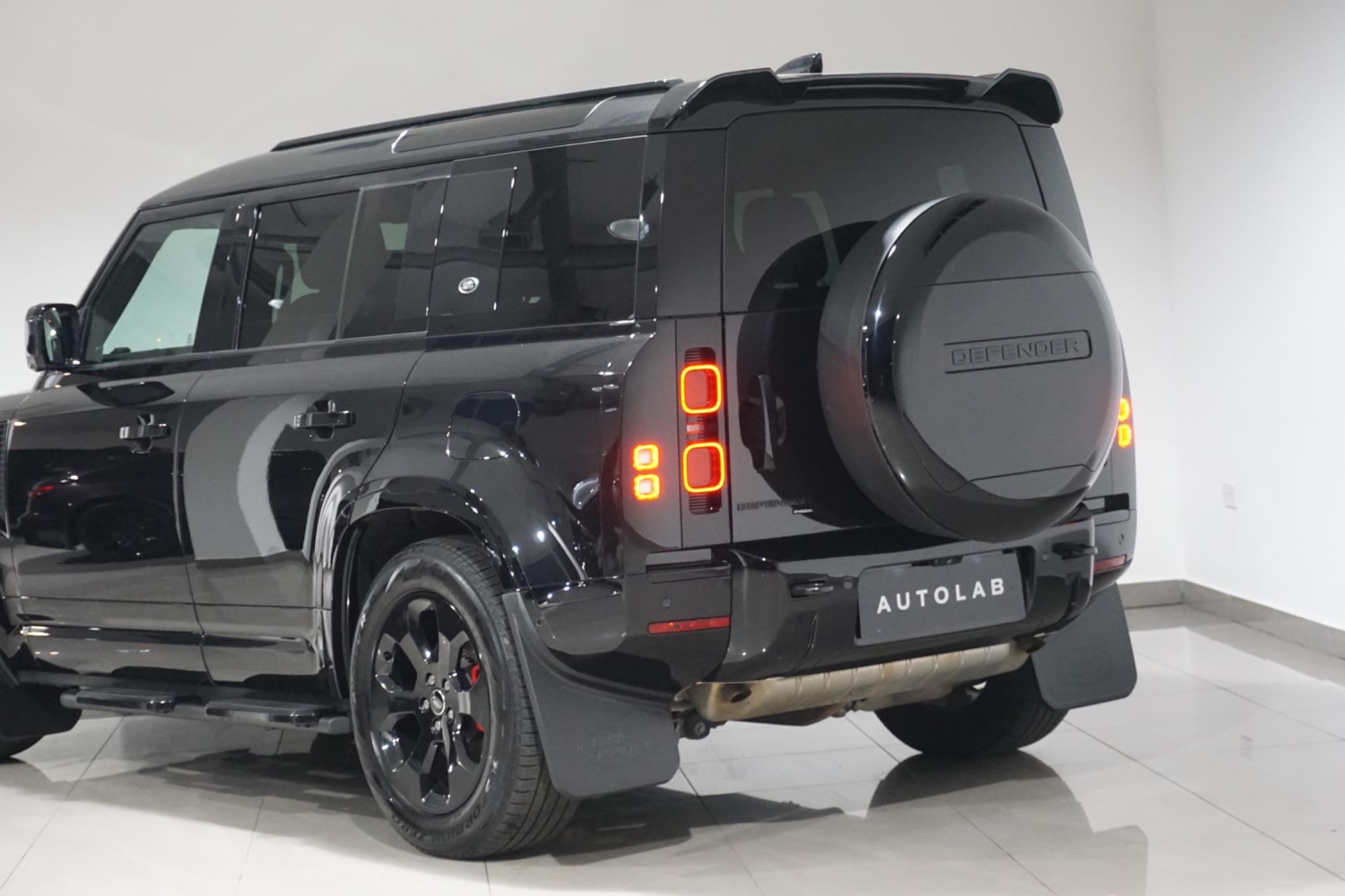 Land Rover Defender 110 2.0 P400e 15.4kWh X-Dynamic HSE Auto 4WD Euro 6 (s/s) 5dr
